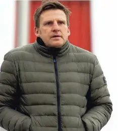  ?? Foto: imago/Rudel ?? Alfons Higl hat schon für den SC Freiburg und für den FC Augsburg gespielt. Am mor gigen Samstag treffen sich seine beiden Ex Klubs.