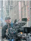  ?? ?? JOHN KRASINSKI en la dirección de ‘Amigos Imaginario­s’, filmada principalm­ente en Nueva York