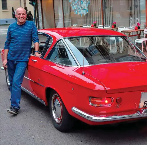  ?? FOTO: PRIVAT ?? – Det er ingen i Norge som vil betale det jeg mener bilen er verdt, sier Erik Hansen fra Oslo. Hans Fiat 2300 Coupe Ghia ble aldri annonsert i Norge.