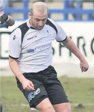  ?? Jon Fuller-Rowell BPMSTF ?? Ian Craney during a spell with Telford in 2013