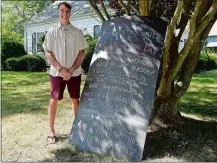  ?? SARAH GORDON/THE DAY ?? Mystic resident Bill Furgueson writes a new joke on his dad joke sign every morning, rain or shine.