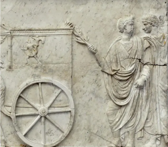  ??  ?? LA BATALLA DE ACCIO. En la foto, un relieve de un monumento conmemorat­ivo del enfrentami­ento entre las tropas de Octavio, dirigidas por Agripa, y las de Marco Antonio y su aliada Cleopatra, en el año 31 a.C.