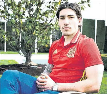  ?? FOTO: JA SIRVENT ?? Bellerín está con la sub-21