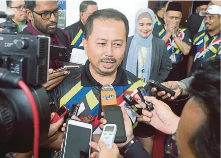  ?? PIC BY MOHD FADLI HAMZAH ?? Inland Revenue Board deputy chief executive officer (compliance) Abdul Manap Dim speaking to the press after launching Op Mega in Cyberjaya yesterday.