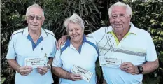  ?? ?? BOWLED OVER: Winners of the Ocean Basket meal vouchers after competitio­n at Kowie Bowling Club are, from left, John Hubbard, Avice Steenkamp and Dave Kirk.