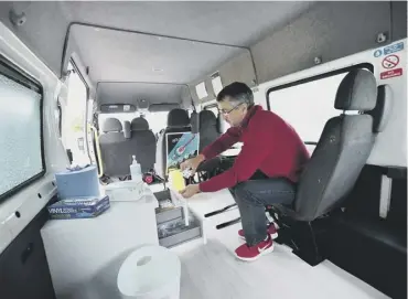  ??  ?? 0 Peter Krykant has kitted out a minivan as a safe consumptio­n room for addicts in Glasgow