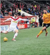  ??  ?? Strike it down Darryl Duffy in action for Airdrie