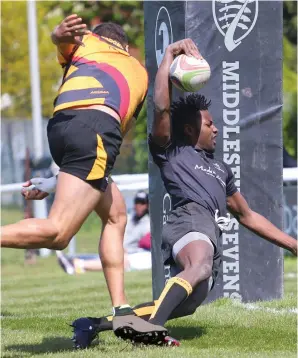  ??  ?? Top action: Middlesex 7s attracts more than 60 teams