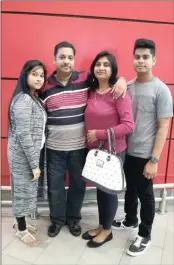  ??  ?? Merebank matriculan­t Shivaan Premdutt with his parents, Sanjay and Vijay, and younger sister, Avishka.