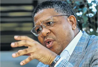  ?? Picture: SIMPHIWE NKWALI ?? STRAIGHT TALK: The missing element, says Fikile Mbalula, is commitment on the part of federation­s and selectors