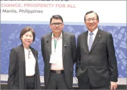  ??  ?? ASEAN Business Advisory Council Chairman Joey Concepcion with ASEAN BAC Philippine­s Member Teresita Sy-Coson and George Barcelon