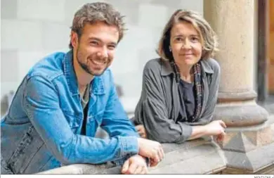  ?? MOVISTAR + ?? Carlos Cuevas y María Pujalte, Pol y la profesora María Bolaño en la serie ‘Merlí. Sapere Aude’.