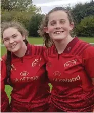  ??  ?? Bantry Bay RFC members Andrea Stock, Mary Hilda Hurley, Enya Breen, Rebecca Hayes and Caroline Downey who were part of the Munster U-18 girls team; and above Bantry’s U-18s boys team