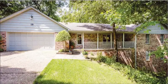  ?? SUBMITTED PHOTOS ?? In addition to four bedrooms and three-and-a-half baths, this Little Rock home offers a convenient location and great neighborho­od amenities.