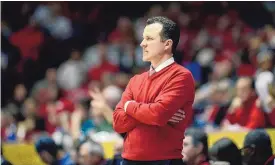  ?? ADOLPHE PIERRE-LOUIS/JOURNAL ?? UNM Lobos head coach Paul Weir reacts in the final moments of the loss to the San Diego Aztecs at the Pit on Jan. 29, 2020.