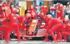  ?? FOTO: AP ?? En el ojo del huracán Polémica por a unidad de potencia del Ferrari 2019