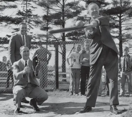  ?? DICK DARRELL TORONTO STAR FILE PHOTO ?? Lester B. Pearson, right, seen here in 1962, was elected prime minister the year after. He credited a happy, tight-knit family for giving him a good start.