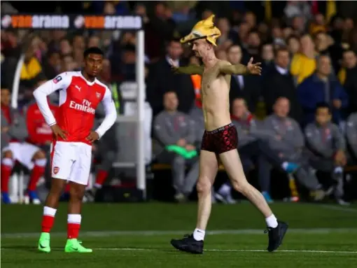  ?? (Getty) ?? There was plenty of carnival Cup spirit on show at Gander Green Lane