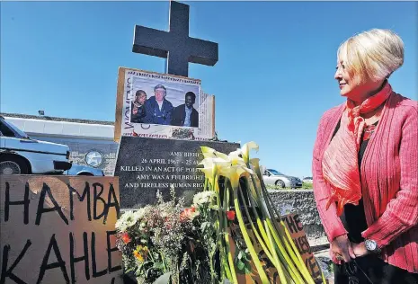  ?? PICTURE: DAVID RITCHIE ?? Linda Biehl, mother of Amy Elizabeth Biehl (April 26, 1967 – August 25, 1993) at a memorial to her daughter. Amy was a white American graduate of Stanford University and an anti-apartheid activist who was murdered in Cape Town. The four men convicted...