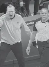  ?? MICHAELCON­ROY/AP ?? Knicks head coach Tom Thibodeau questions a call during a game against the Pacers in Indianapol­is on Dec. 23.