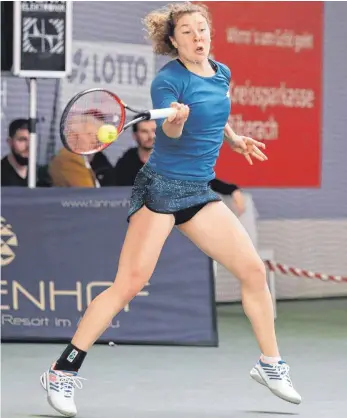  ?? FOTO: IMAGO ?? Auch die deutsche Meisterin Anna-Lena Friedsam lobte den Standort Biberach nach ihrem Finalsieg gegen Antonia Lottner.