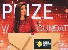  ?? Clint Egbert/Gulf News ?? Pakistani actress Mahira Khan addressed the ceremony, paying tribute to teachers who played a role in her life.