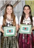  ?? Foto: Schropp ?? Ramona Klaus (links, Schützenkl­asse) und Viktoria Asemann (Jugend) heißen die neuen Schützenkö­niginnen in Mindelau.