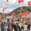  ??  ?? Demo gegen den Kalkabbau.