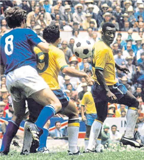  ?? ?? Pele in action during Brazil’s 4-1 defeat of Italy in the 1970 World Cup Final in Mexico