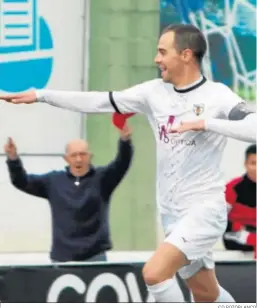  ?? CD POZOBLANCO ?? Valentín festeja el 1-0 ante el Cartaya.