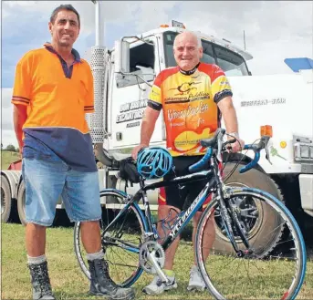  ?? Photo: TERESA HATTAN ?? EDUCATION: Truckie Don Brown and cyclist Dale Ertel are spearheadi­ng conversati­ons between truck drivers and cyclists in MatamataPi­ako.