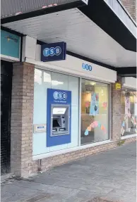  ??  ?? Shutting TSB’S branch on Coatbridge Main Street