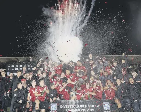  ??  ?? 0 The Canterbury-based Crusaders celebrate their 19-3 victory over Argentina’s Jaguares in the 2019 Super Rugby final in Christchur­ch.