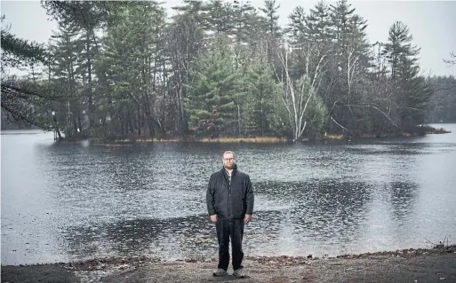  ?? JABIN BOTSFORD PHOTOS THE WASHINGTON POST ?? Christophe­r Blair, 46, near his home in North Waterboro, Maine, wanted to make fun of what he and others considered extremist ideas among the far right.