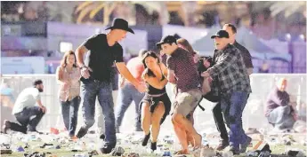  ?? DAVID BECK/AFP ?? El saldo de la matanza en Las Vegas fue de 59 muertos.
