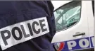  ?? (Illustrati­on archives NM) ?? Les cambrioleu­rs se sont présentés comme des policiers pour gagner la confiance de leurs victimes.