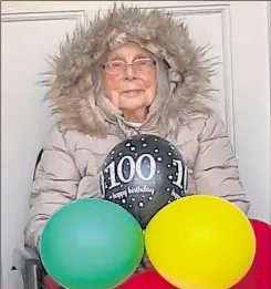  ??  ?? Despite lockdown restrictio­ns, Lower Queens Road resident Gladys Manser celebrated her 100th birthday in style