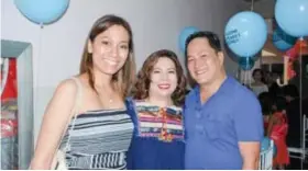  ??  ?? TRIO. Mai Mai Ceniza Carballo, Dr. Hope Solano and Ramon Torralba.