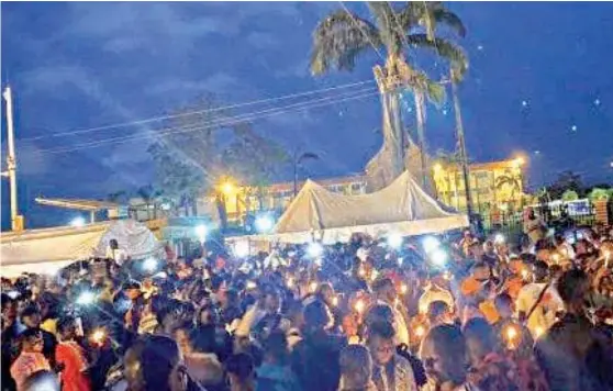  ??  ?? ENDSARS protesters, during the candle light procession in Lagos on Friday