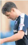  ??  ?? Dark Blues defender Darren O’Dea, who has been in fine form since arriving at Dens Park last month, goes off at half-time with a groin problem.
