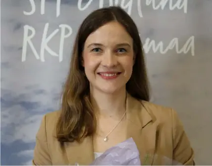  ?? ?? ■
Karin Cederlöf från Esbo är ny kretsordfö­rande för SFP i Nyland.