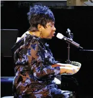  ??  ?? Swansong: Nina Simone plays Carnegie Hall in 2002