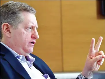  ?? MAL/AFP HECTOR RETA- ?? US businessma­n Steve Eisman speaks during a interview with AFP, in New York City last year.