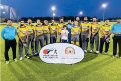  ??  ?? ↑
Members of the Hyderabad Nawabs pose after their victory over Pakhtoon Warriors in the opening match.