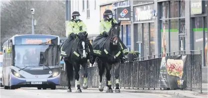  ??  ?? Patrol There have been a number of antisocial incidents in Cambuslang recently