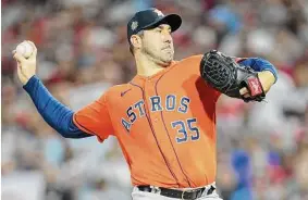  ?? Karen Warren/Staff photograph­er ?? Astros ace Justin Verlander picked up a pair of Players Choice Awards, being named the American League’s top pitcher and comeback player of the year.