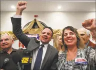  ?? Brian Pounds / Hearst Connecticu­t Media ?? Bridgeport Mayor Joe Ganim cheers after winning the Democratic mayoral primary on Tuesday in Bridgeport. At right is his sister Roseanne Ganim.