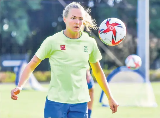  ?? Bild: Jonas Ekströmer ?? Magdalena Eriksson under sista träningspa­sset, i Chiba utanför Tokyo, inför andra gruppspels­matchen i OS, mot Australien på Saitamasta­dion.