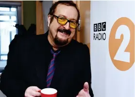  ?? ?? Loyal: Steve Wright stayed at station despite losing daily show