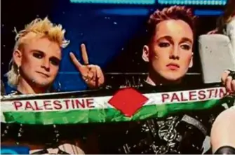  ?? PHOTO DR ?? Le groupe islandais Hatari et sa banderole pro-Palestine, en 2019.